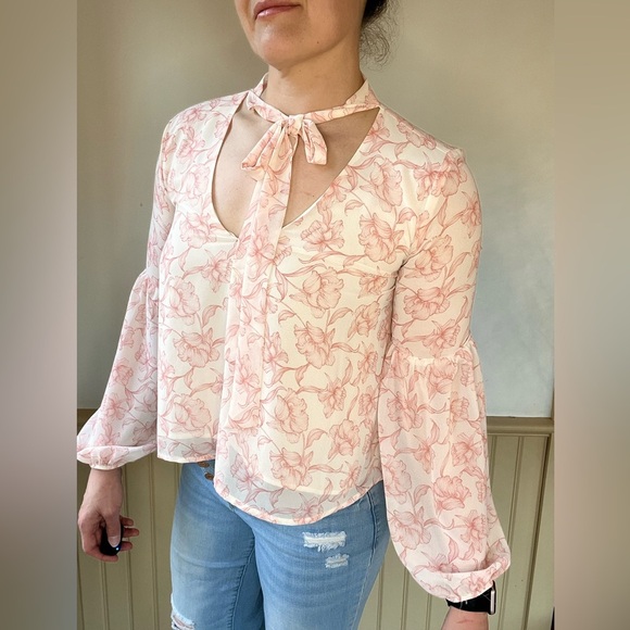 LUSH Floral Tie Neck Tunic Sheer Blouse Feminine Flowy Bell Sleeves Women’s Sz M - Picture 2 of 9